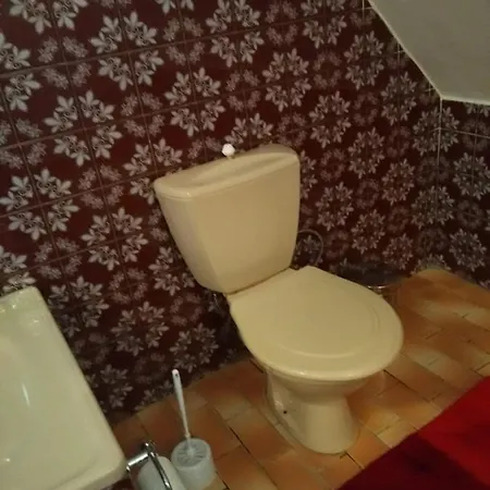 Apartman 114 בית אירוח *